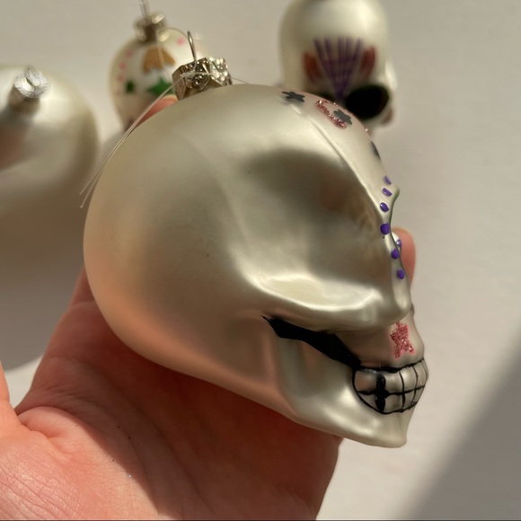 Halloween Day of the Dead Skull Ornaments (4) - Picture 13 of 16
